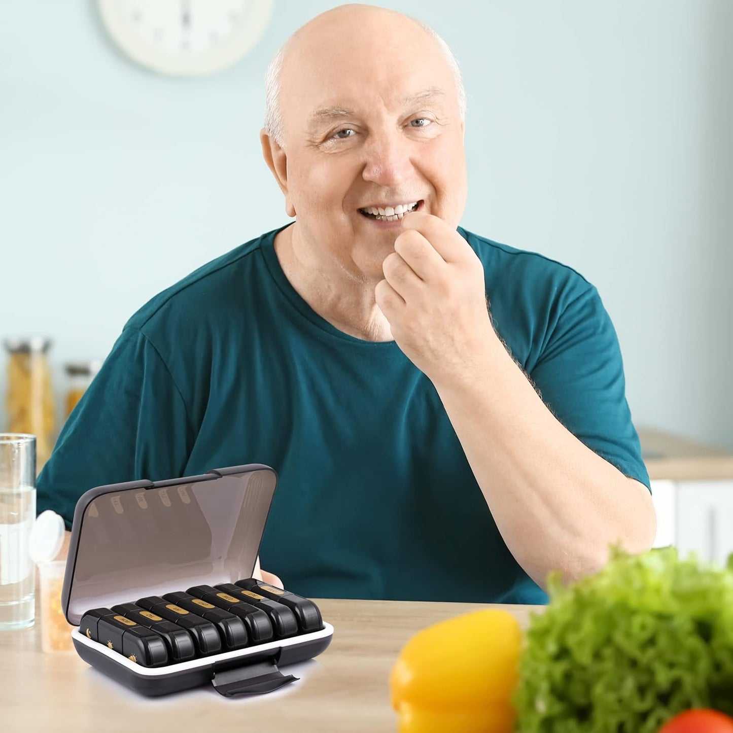 Premium weekly pill organizer 3 times a day, Medicine organizer box| Medicine box, portable travel pill box weekly with large compartments moisture-proof pill case for vitamin, Medicine, pills, supplements (Black-3 Compartment)